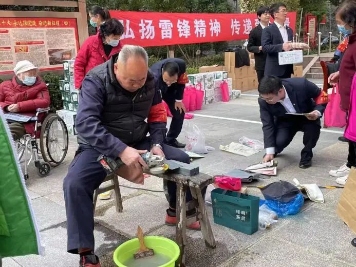 雷鋒站長(zhǎng)獨(dú)家心水碼澳門(mén)，傳承雷鋒精神與探索彩票文化